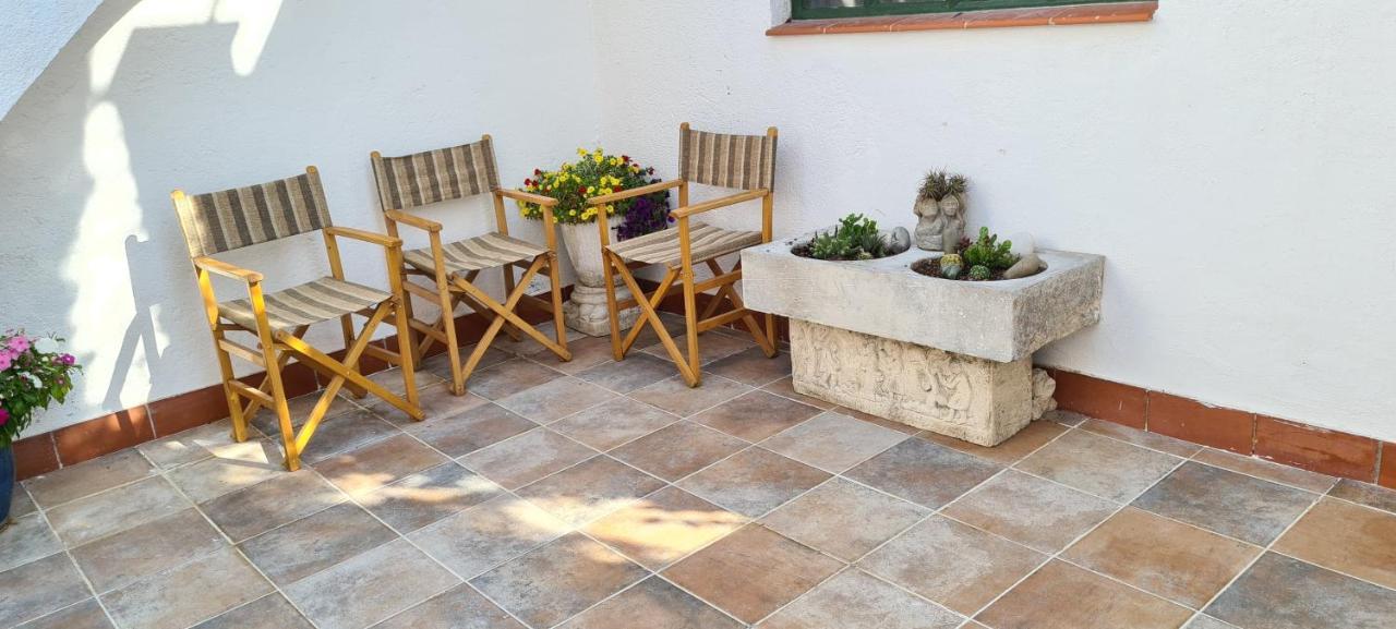 Can Mateuet - House Rental By Season Llagostera Exterior photo