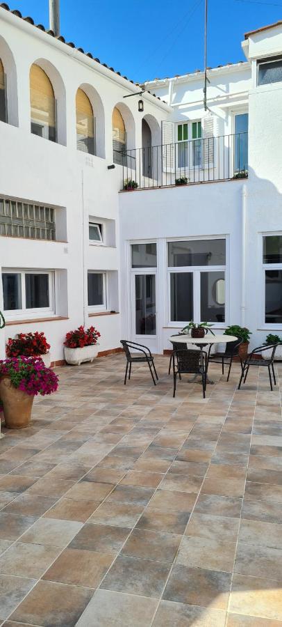 Can Mateuet - House Rental By Season Llagostera Exterior photo
